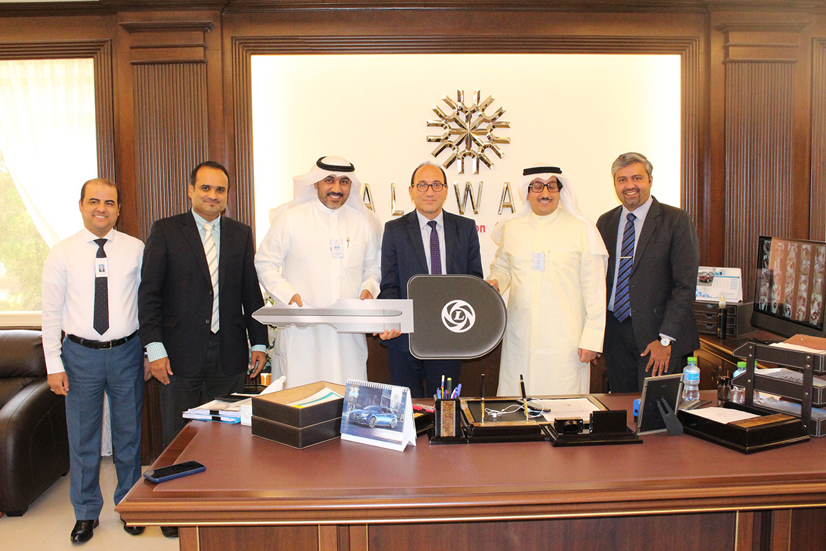 Bahrah Trading Company to Supply 100 Ashok Leyland Oyster Buses Signs Deal with Al Owaid for a Project by Ministry of Health
